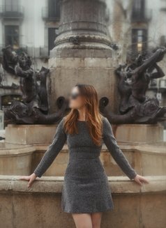 Erin Dupre - escort in Paris Photo 4 of 5