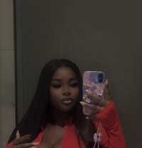 Erin - escort in Dubai