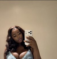 Erin - escort in Dubai
