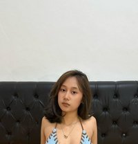 Erin Hot Girls And Good Service - puta in Bali Photo 1 of 5