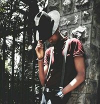 Hubb - Acompañantes masculino in Addis Ababa