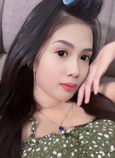 Erna - puta in Jakarta Photo 1 of 4