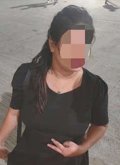 ,,,Ernakulam Escort Exprince staFF - puta in Ernakulam Photo 2 of 3