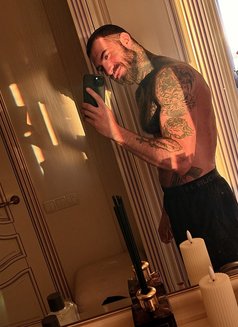 Eros - Male escort in Dubai Photo 6 of 6
