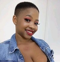 Erotic Barbie - puta in Johannesburg