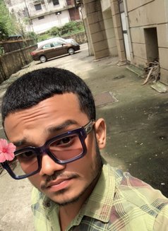 Erotic Massage and Fun 7.5 inches long - Acompañantes masculino in Mumbai Photo 3 of 3