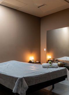 Erotic Massage - escort agency in Barcelona Photo 3 of 16