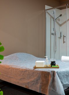 Erotic Massage - escort agency in Barcelona Photo 12 of 16