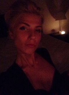 Erotic Massage Russian Girl - masseuse in Dubai Photo 4 of 4