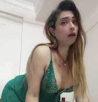 Hot Niki - Transsexual escort in New Delhi