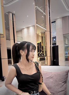 Errica - Acompañantes transexual in Jakarta Photo 14 of 14
