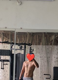 Errotic massage with Big Hard Casanova - Acompañantes masculino in Bangalore Photo 3 of 3