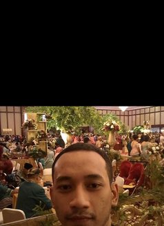Dirgamassage94 - Acompañantes masculino in Jakarta Photo 3 of 6