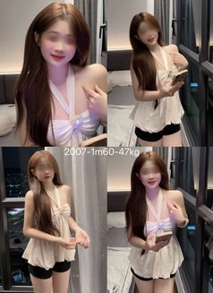 Escort Girls 20+ Model - puta in Singapore Photo 15 of 17