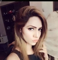 Escort Alina - escort in Karāchi