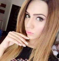 Escort Alina - puta in Karāchi