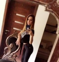 Escort Alina - escort in Karāchi