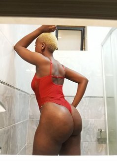 Escort Ayra in Kilimani - puta in Nairobi Photo 2 of 3
