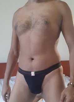 hot kevin for ladies & couples - Male escort in Colombo Photo 2 of 5