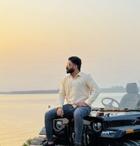 Escort Boy - Acompañantes masculino in Rajkot