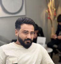 Escort Boy - Acompañantes masculino in Rajkot