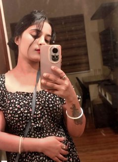 New Nisha independent incall outcall cam - escort in Bangalore Photo 1 of 5