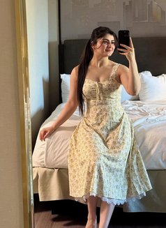 Call Girls service Chandigarh - puta in Chandigarh Photo 4 of 5