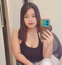 Muskan Singh ( Cam&Real meet) - puta in Bangalore Photo 2 of 4
