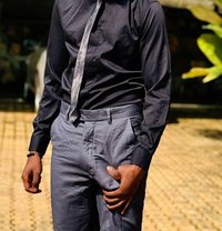 Escort DXB - Acompañantes masculino in Dubai