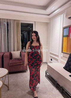 Escort Ghaziabad - puta in Ghaziabad Photo 3 of 8