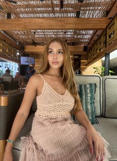 Escort in Bali - puta in Bali Photo 17 of 17