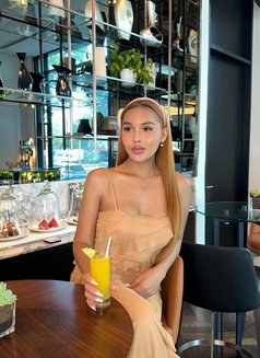 escort in BGC Taguig, makati - escort in Makati City Photo 11 of 12