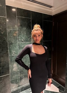 escort in BGC Taguig, makati - escort in Makati City Photo 13 of 14
