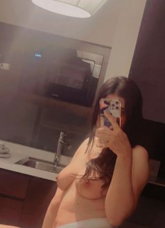 🇪🇬🇪🇬 سالى مصرية مصرية 🇪🇬🇪🇬 - escort in Al Manama Photo 3 of 22