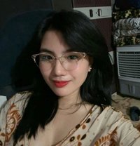 Escort Quel - escort in Makati City