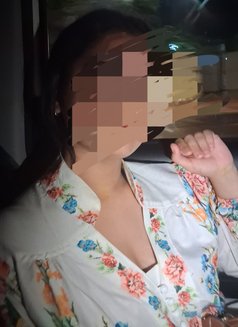 Escort rashi Sexy Service - puta in Mumbai Photo 2 of 2