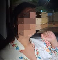 Escort nidhiSexy Service - puta in Mumbai Photo 1 of 1