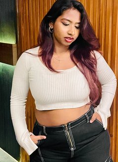 Escort Service Available - puta in Kochi Photo 1 of 2