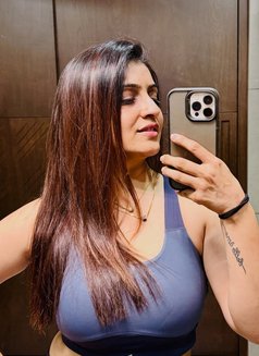 Escort Service Hyderabad꧁༒🥀꧁ Cam Queen - escort in Hyderabad Photo 1 of 2