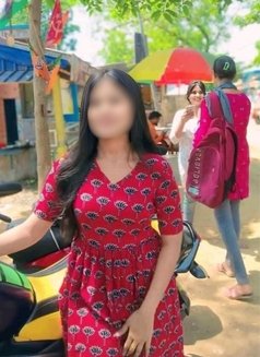 Bangalore Escort, Kannada Girl service - escort in Bangalore Photo 4 of 6