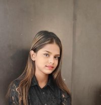 Escort Service in Pune / Door Step Escor - puta in Pune Photo 5 of 5