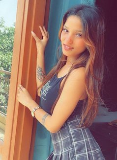 Escort Service - puta in Lucknow Photo 1 of 4