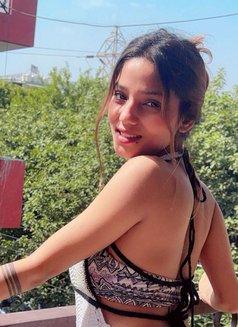 Escort Service - puta in Lucknow Photo 4 of 4