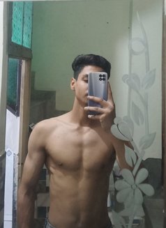 Escort Service Only Female - Acompañantes masculino in New Delhi Photo 1 of 5