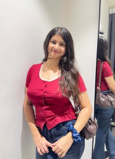 Kavya call girls service available - escort in Visakhapatnam Photo 2 of 3