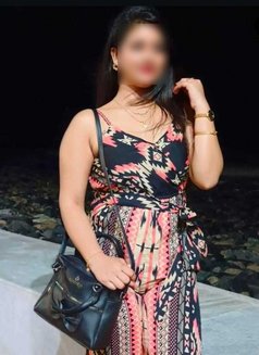 Escort Services Gurgaon - puta in Gurgaon Photo 2 of 3