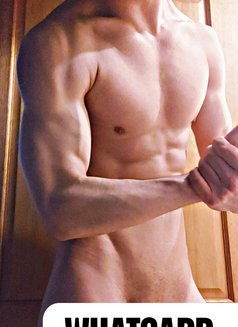 Escort Suren - Male escort in Dubai Photo 3 of 17