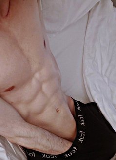 Escort Suren - Male escort in Dubai Photo 7 of 17