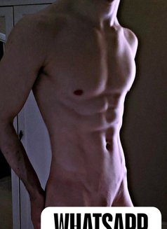 Escort Suren - Male escort in Dubai Photo 13 of 17