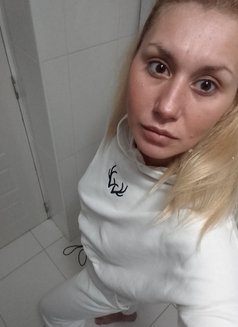 Burj Escort UAE ٧ vip DUBAI Claire news - puta in Dubai Photo 19 of 19